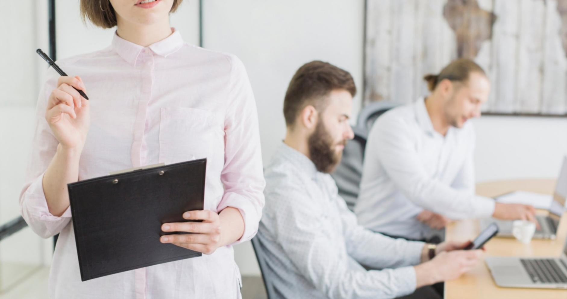 Finanzplanung und Strategieentwicklung am Arbeitsplatz