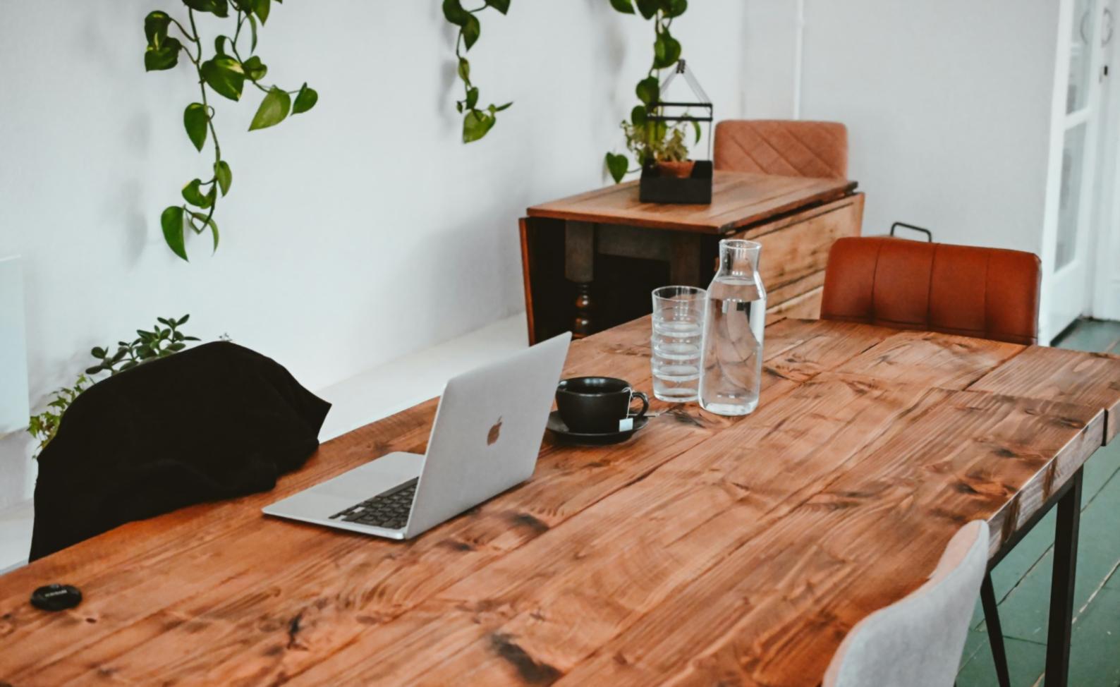 Finanzautomatisierung Arbeitsplatz bei moneywiset